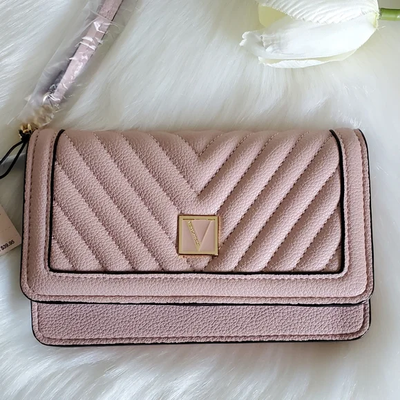 ❤️Victoria's Secret Phone Wristlet/wallet - Picture 4 of 10